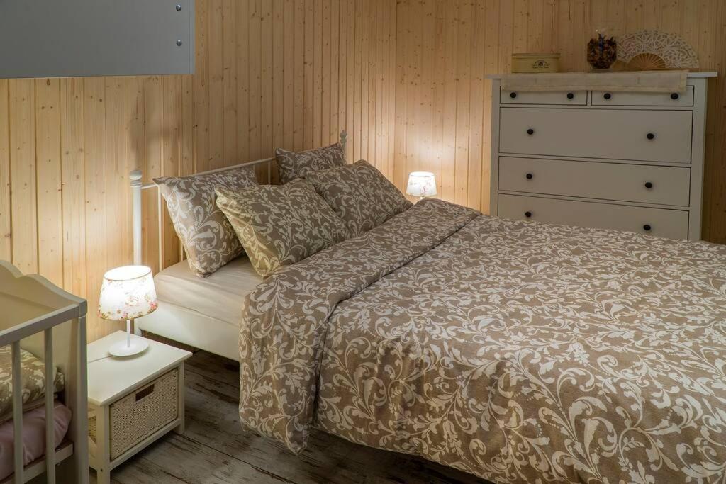 Provensalsky Rodinny Apartman Mandolina Бойнице Екстериор снимка